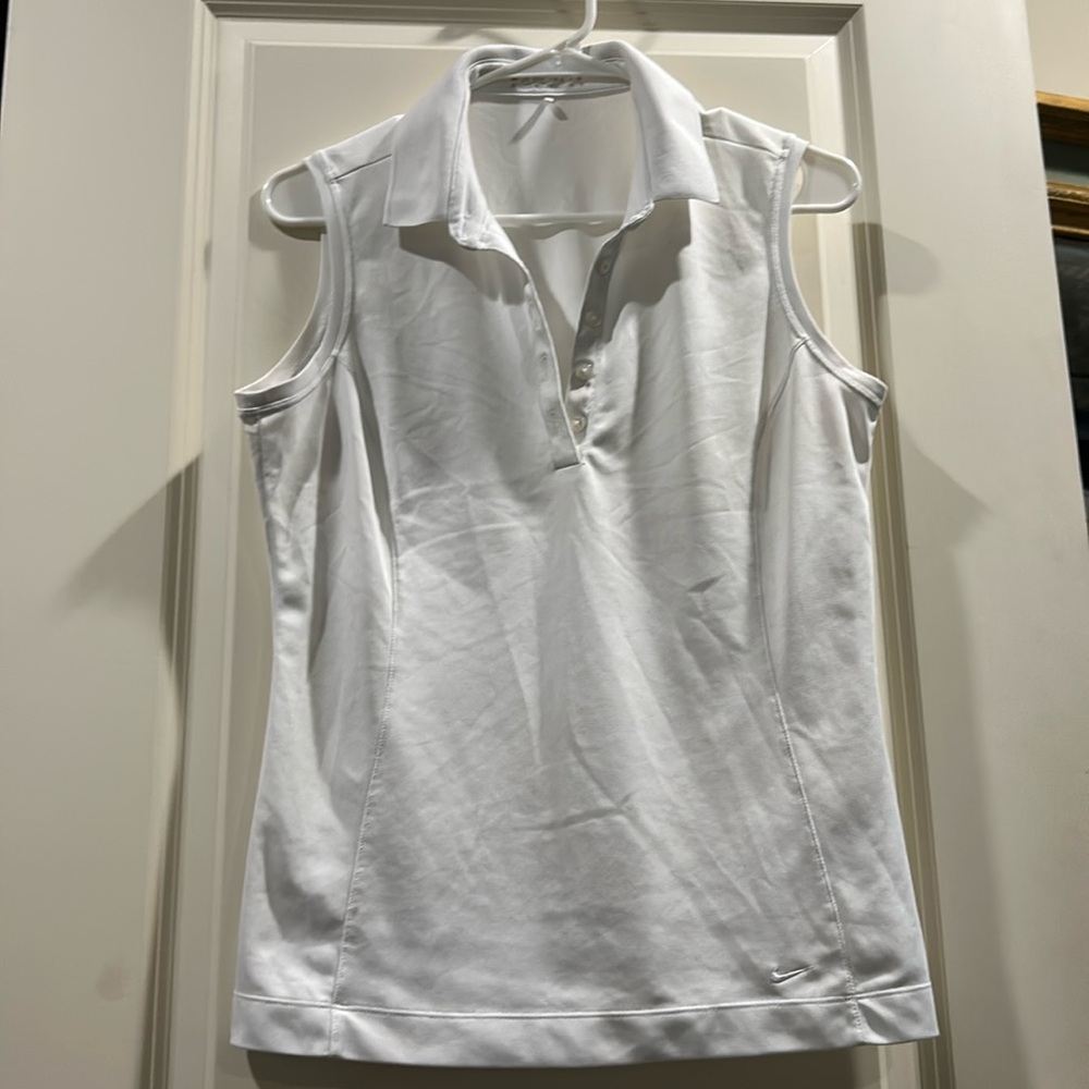 Nike Golf Tennis Pickleball 1/4 button sleeveless polo top embroider logo size M